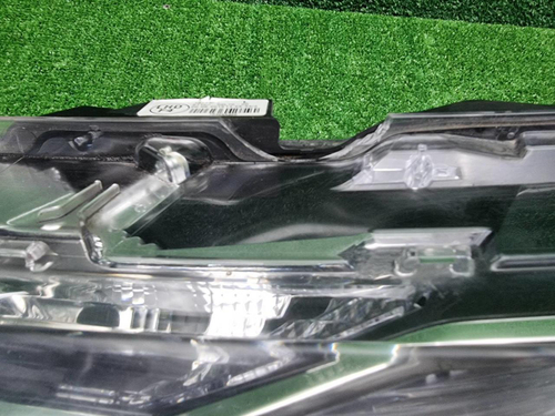 Фара левая Toyota Corolla E160 (2015-2019) LED