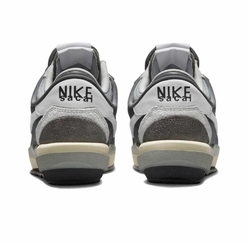 Кроссовки Nike x sacai Zoom Cortez SP 'Iron Grey' DQ0581-001