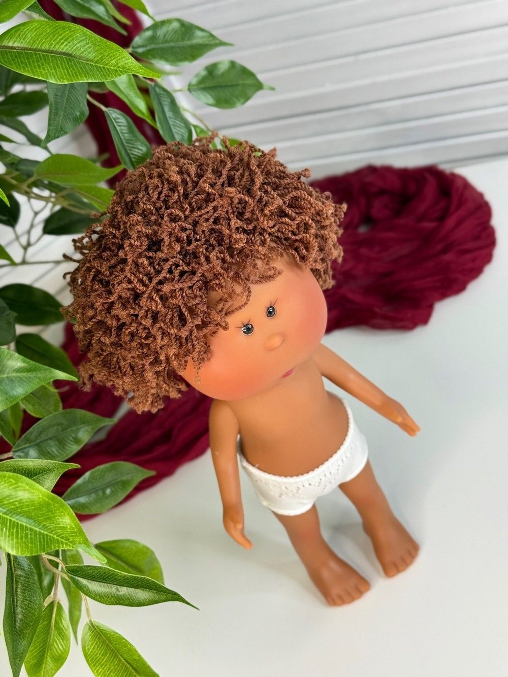 Кукла Nines виниловая 30см MIA LATINA без одежды (3000WL5A2)