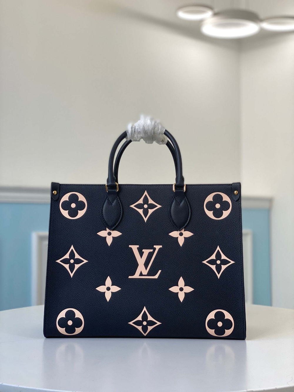 Louis Vuitton Onthego MM