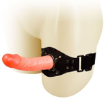 Телесный фаллос с креплением на ногу - 17 см.