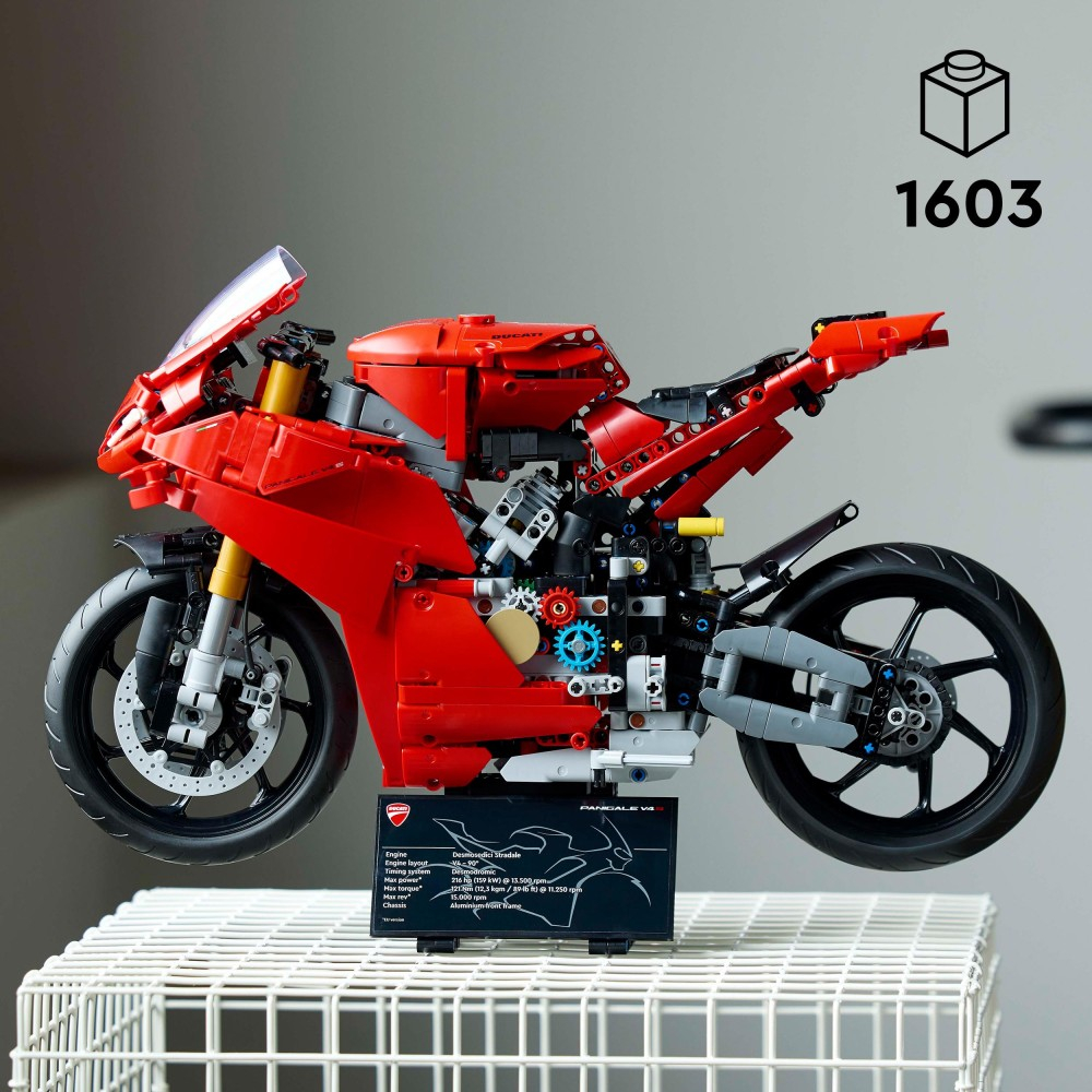 LEGO Technic - Мотоцикл Ducati Panigale V4 S 42202