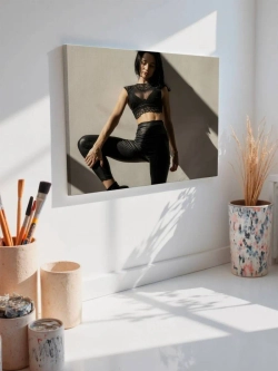 Картина на стену 40 X 50 Девушка