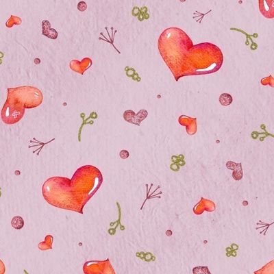 Яркие сердечки на розовом фоне