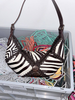 SAMPLE SEVA WILD ZEBRA M