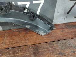 Кронштейн Адаптер молдинга задней правой двери LADA Niva Travel 20-нв Б/У Оригинал 21230821215680