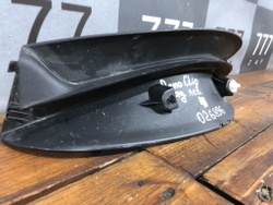 Обшивка крышки багажника левая Renault Clio 3 05-12 Б/У Оригинал 8200325412