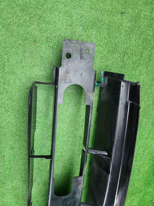 Воздуховод радиатора Range Rover Vogue L405 12-22