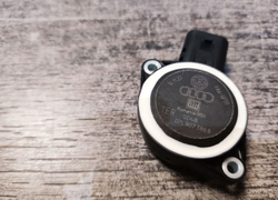 Датчик угла поворота для впускного коллектора VAG  EA888 1.8 - 2.0 GEN2