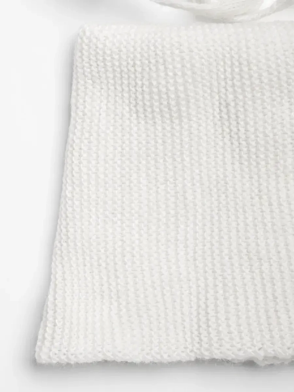 Шапка детская осенняя со снудом