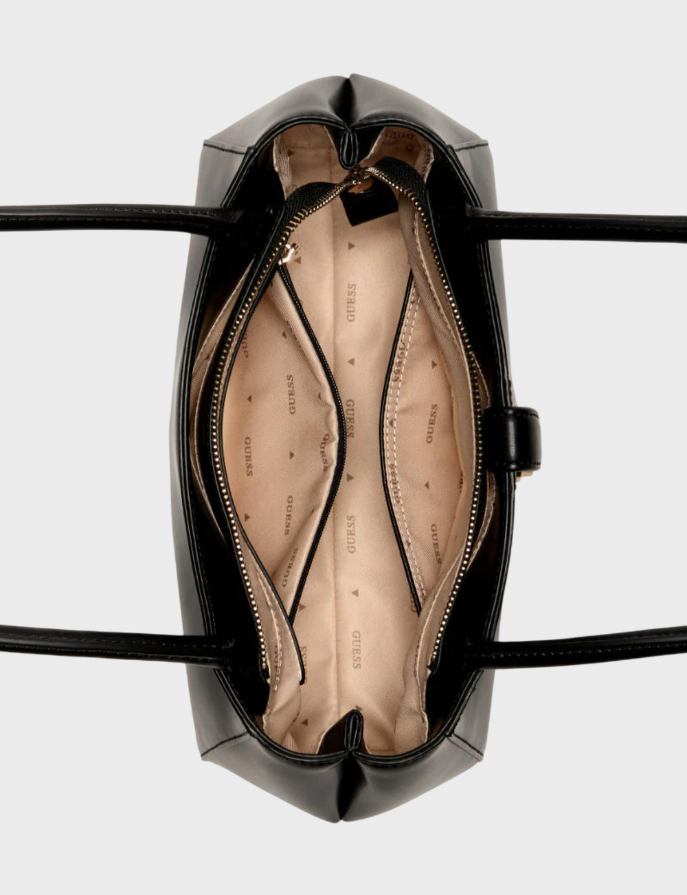 Сумка с брелком GUESS