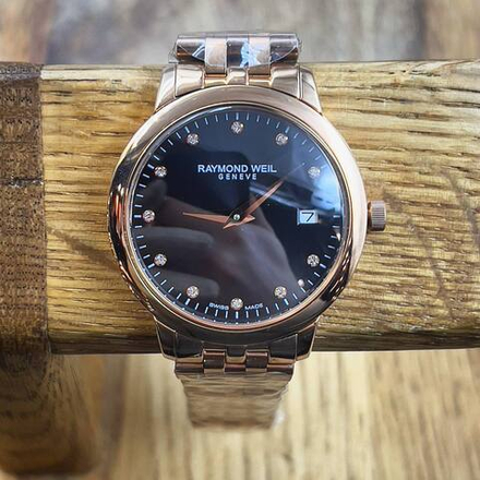 Часы Raymond Weil