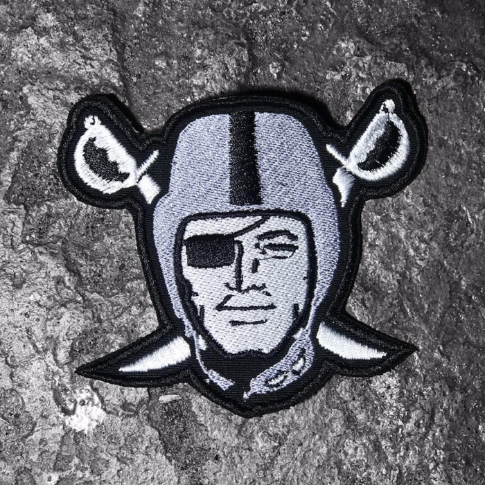 Нашивка Raiders