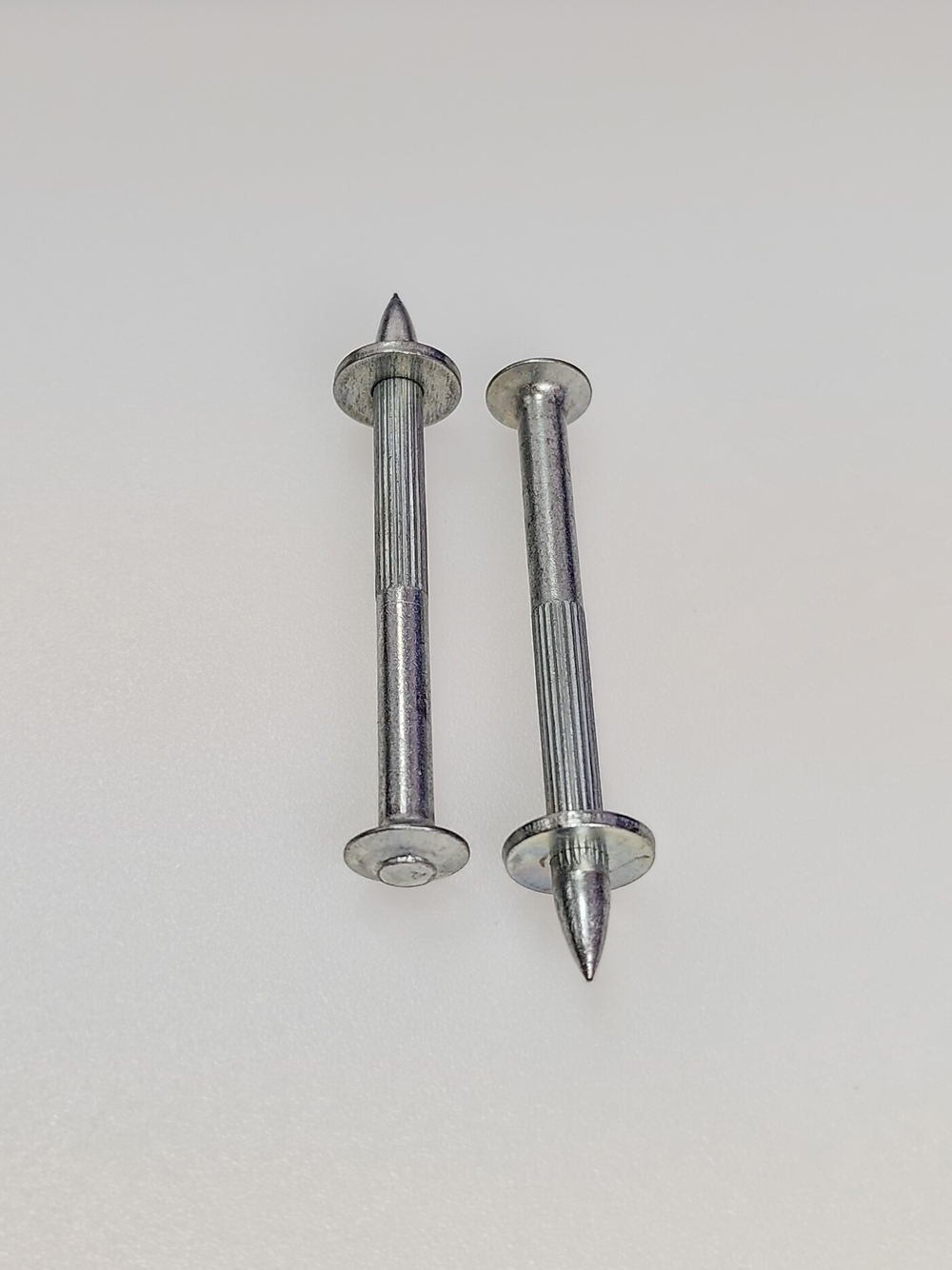 4.5х60 Дюбель-гвоздь МММз ТУ14-4-1731 (500 грамм)