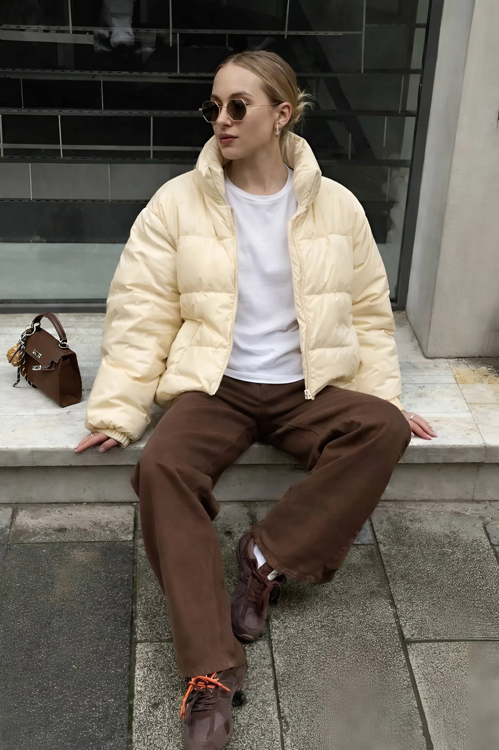 Пуховик женский демисезонный  ваниль