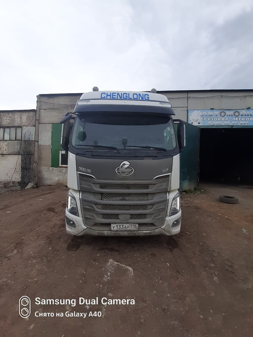 CHENGLONG H7 4x2 Седельный тягач LZ4181H7AB (Дизельный, 12.2 л, 462 л.с. АТ)