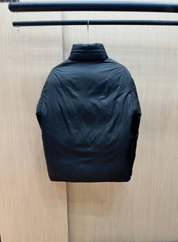 Двухсторонний пуховик Fendi