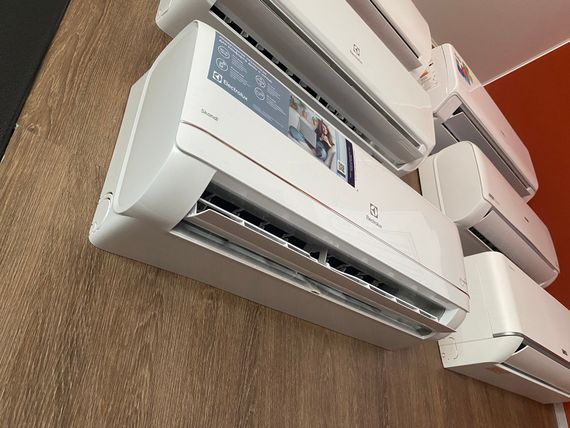Сплит-система инверторного типа Electrolux Skandi DC EACS/I-07HSK/N3_24Y комплект