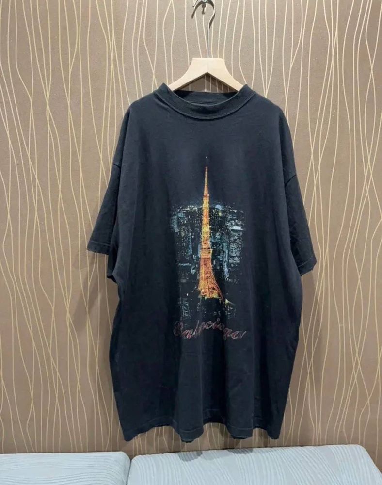 Футболка Balenciaga