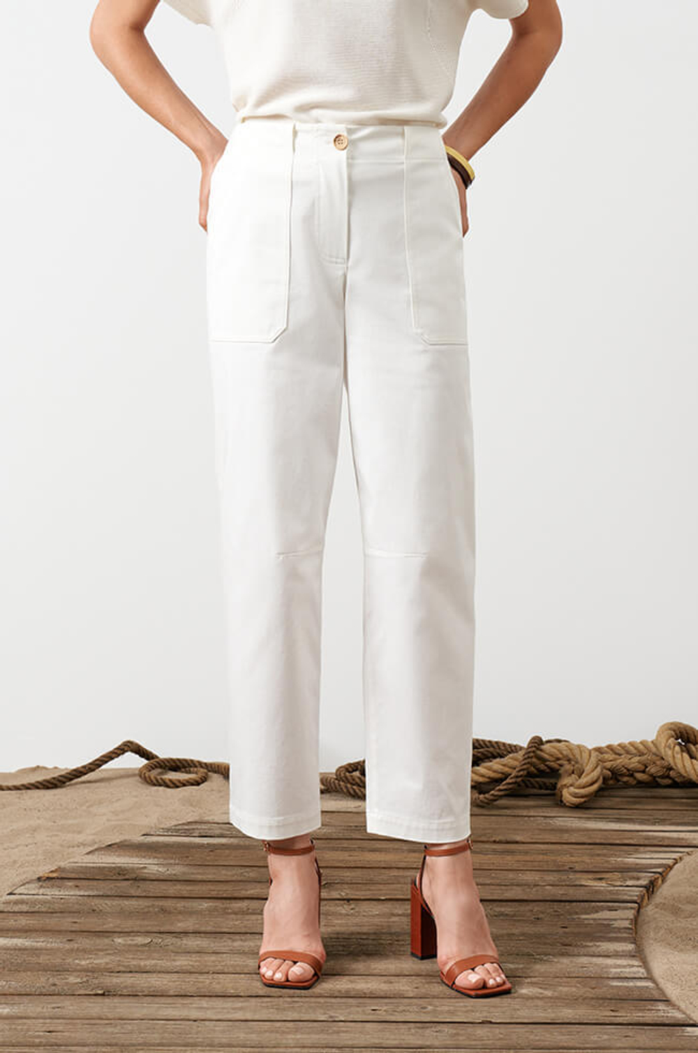 31052 Брюки женские (молочный)