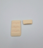 Застёжка тканевая на 2 крючка бежевая 3,2×5,3 см (Pantone 13-1010 TPX)