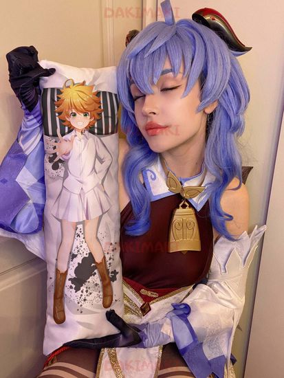 Мини дакимакура Эмма из Обещанный Неверленд арт. M0888, 60х20 см