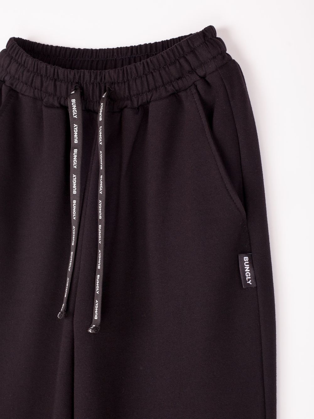 Джоггеры "Уголь" с карманами утепленные 7+