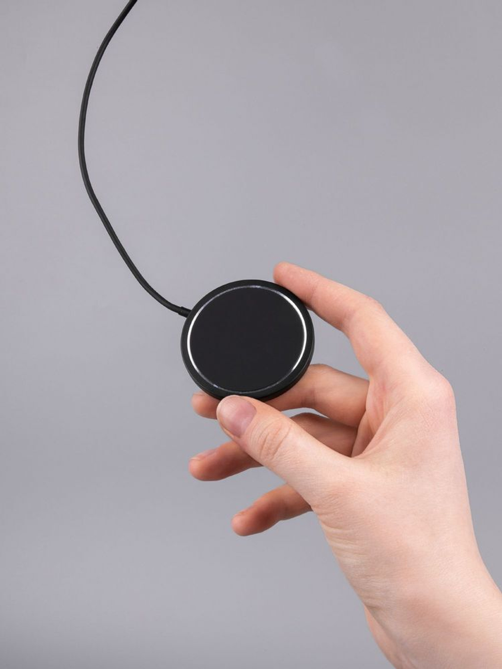 Беспроводное зарядное устройство с магнитами Magmate, черное