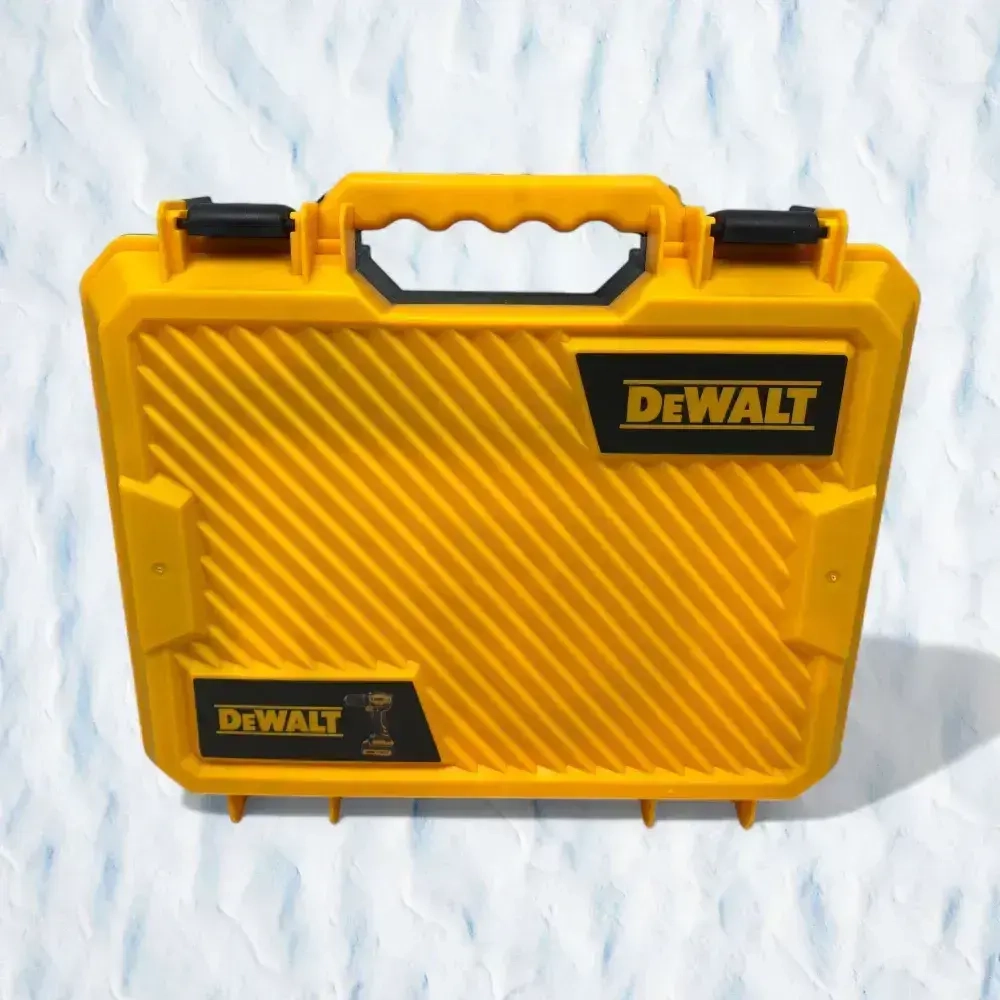 DeWalt Дрель-шуруповерт, 18 В, 55 Нм, 2 АКБ