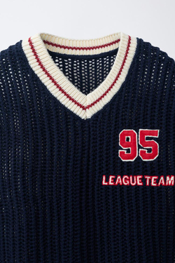 ZARA ТРИКОТАЖНЫЙ ЖИЛЕТ В СТИЛЕ ВАРСИТИ, МОРСКОЙ СИНИЙ