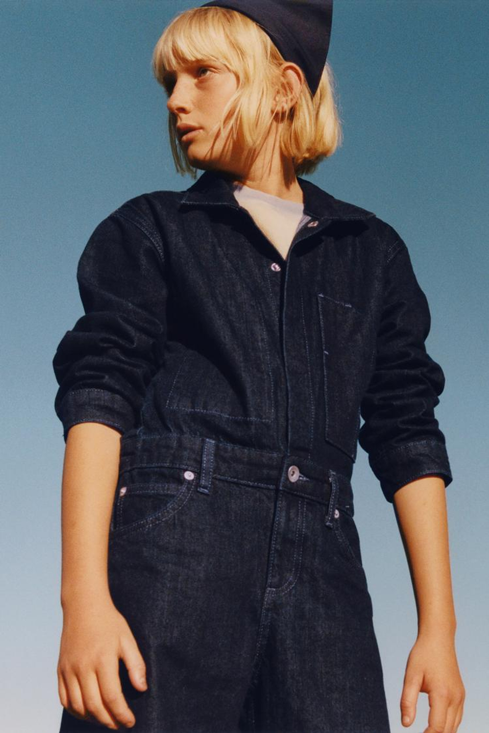 ZARA ДЖИНСОВЫЙ КОМБИНЕЗОН, СИНИЙ