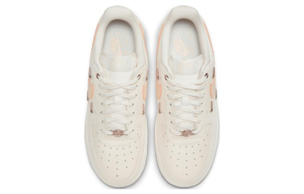 Кроссовки Nike Air Force 1 '07 Lx (Женская размерная сетка)