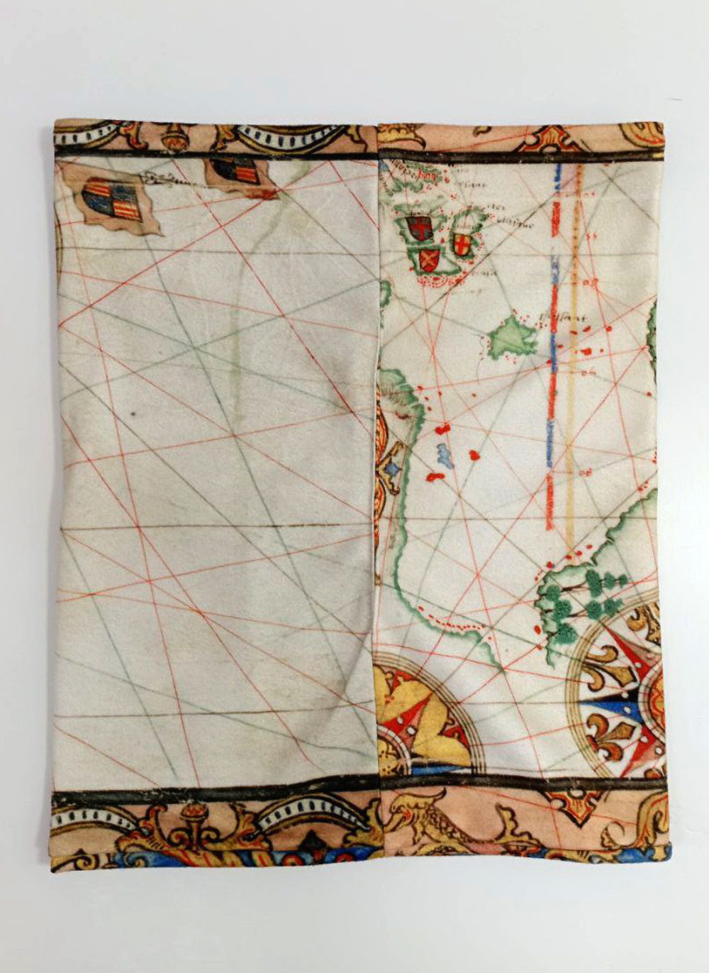 Двусторонний снуд "Роза ветров" по мотивам старинной португальской морской карты 16 века