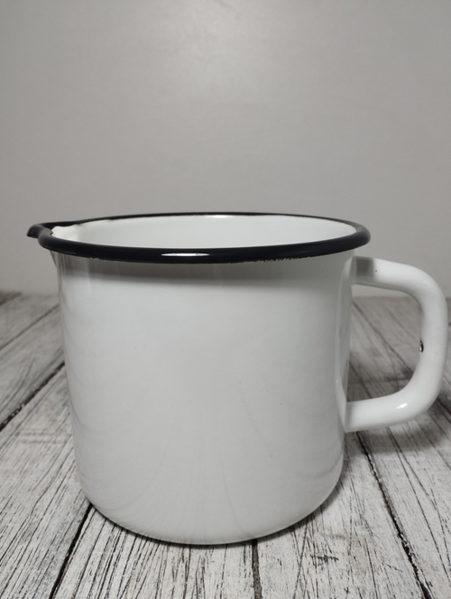 Кружка 1,4 л эмаль со сливом  без рисунка 0108