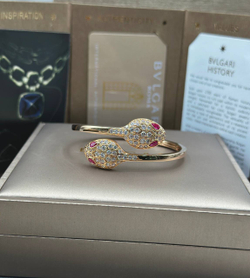 Браслет Bvlgari