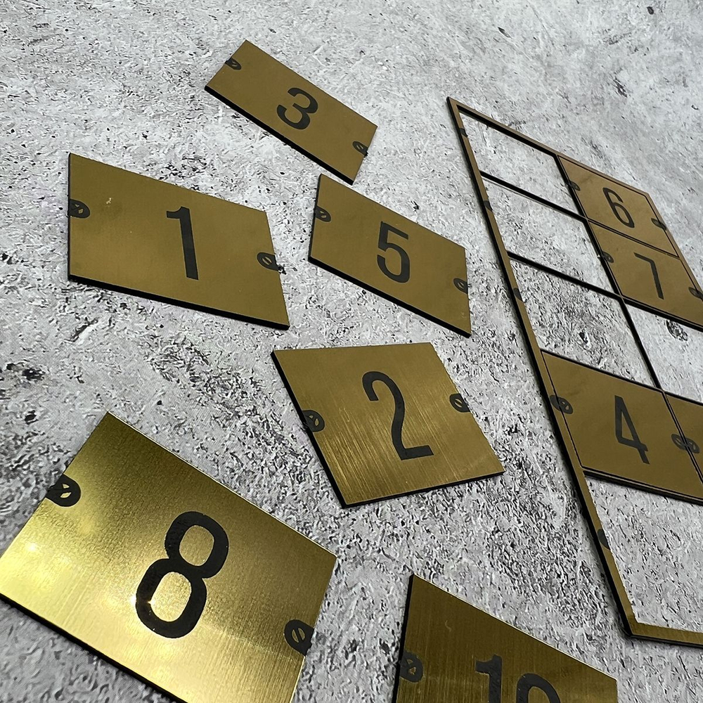 Нумерация для гардероба, наклейка на вешалки, 3х4 см