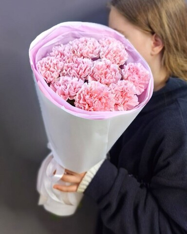 Букет из 11 розовых диантусов