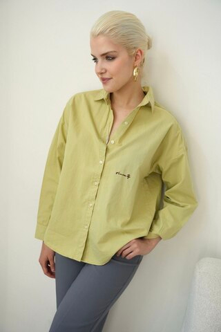 Рубашка женская 007