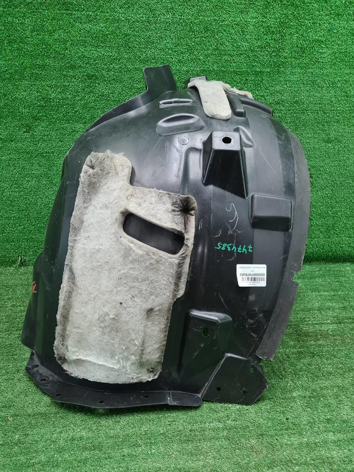 Подкрылок передний правый Mercedes GLE C292 15-19