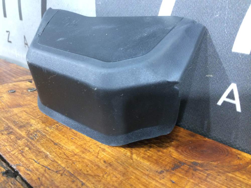 Накладка заднего правого фонаря Haval F7 1 19-24 Б/У Оригинал 4133512XKQ00A