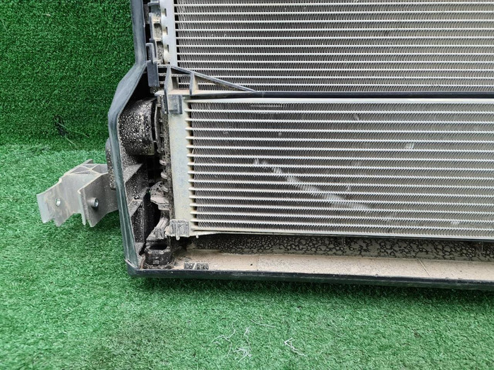 Кассета радиаторов BMW 5er G30 (2017-2023)