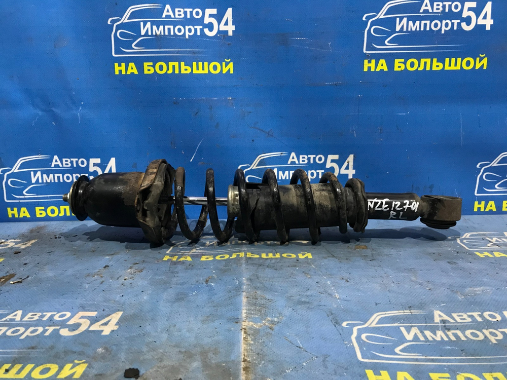 Стойка задняя левая TOYOTA WILL VS 2002