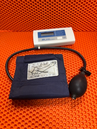 Автоматический тонометр AND UA-701А