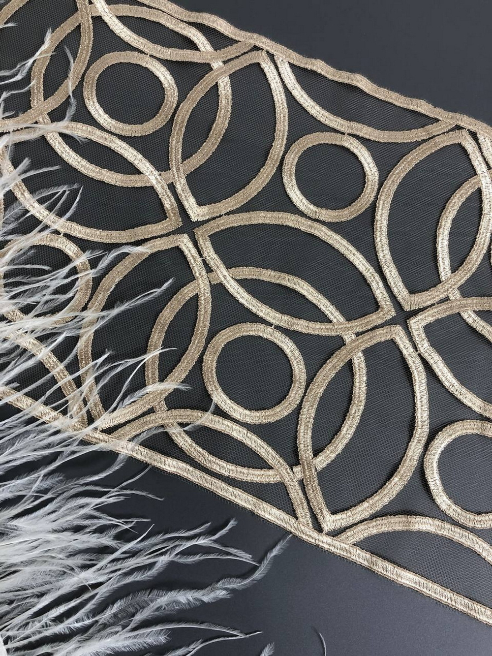 Тесьма сетка с вышивкой, беж, 22см