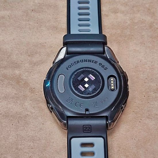 Чехол бампер для Garmin Forerunner 965 (Черный)