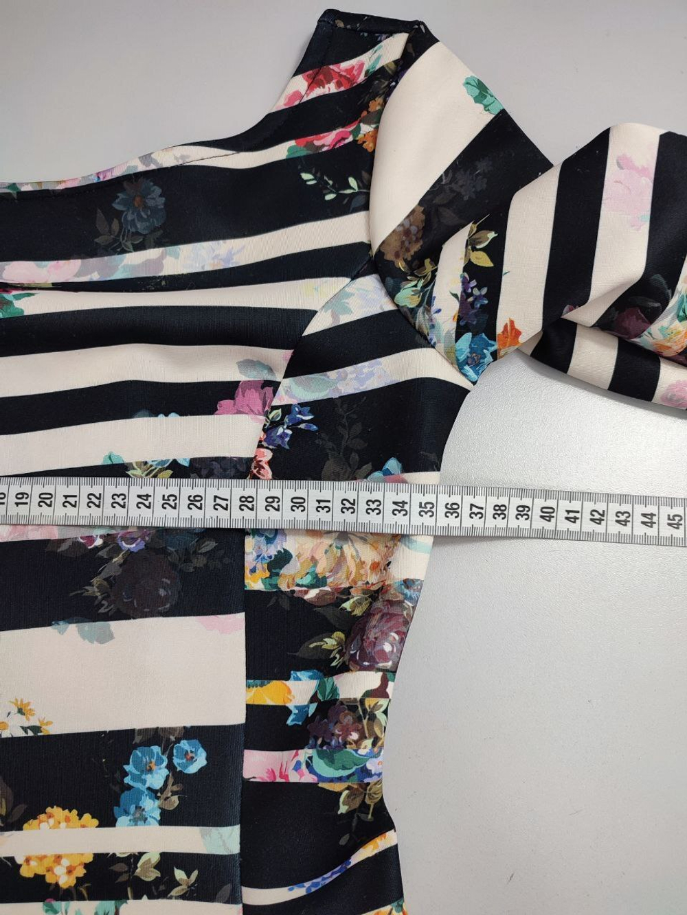 Платье Stradivarius с полосками 44 размер