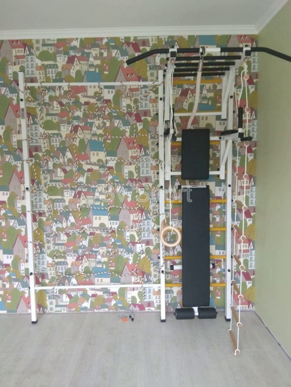 Монтаж шведской стенки Sv Sport с канатным лазом в бетонные, кирпичные стены