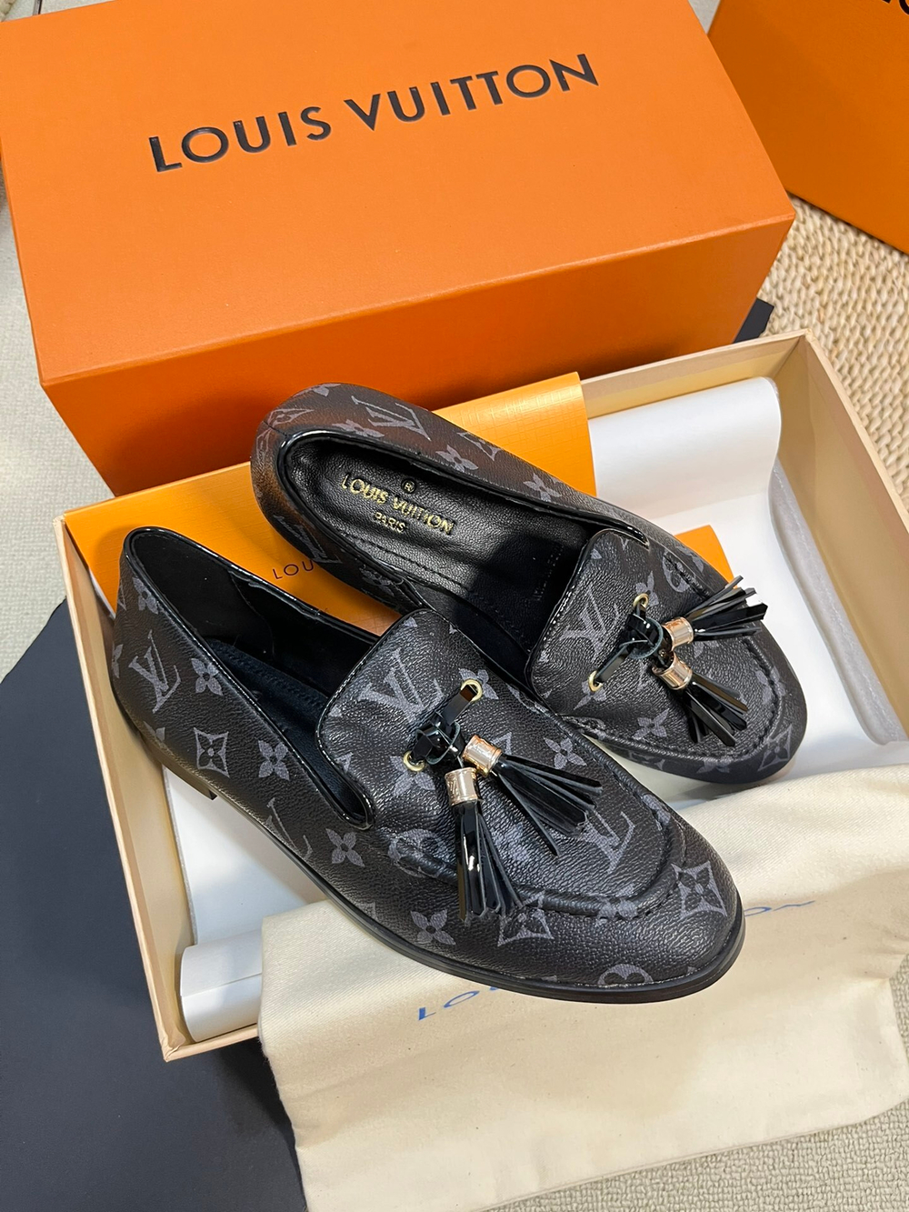 Louis Vuitton Mocassin