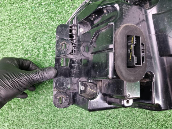 Фонарь левый внешний BMW X3 G01 (2017-2021)