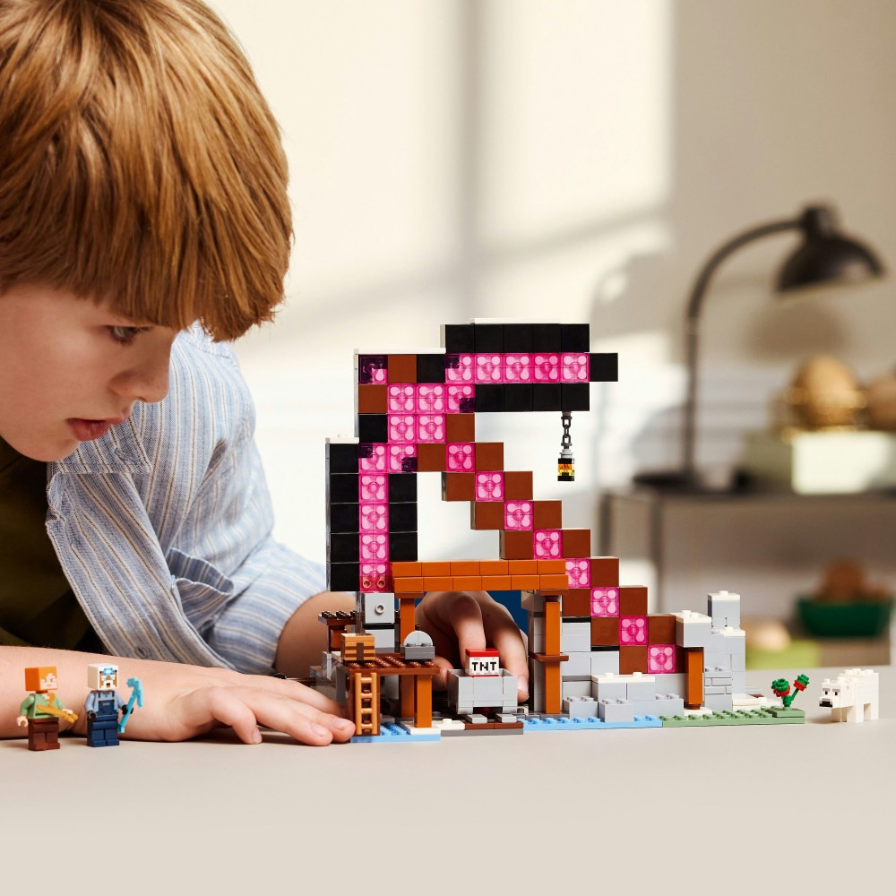 LEGO Minecraft - Кирковый рудник 21277